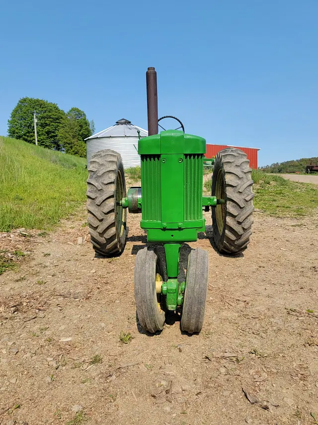 Image of John Deere 620 equipment image 3