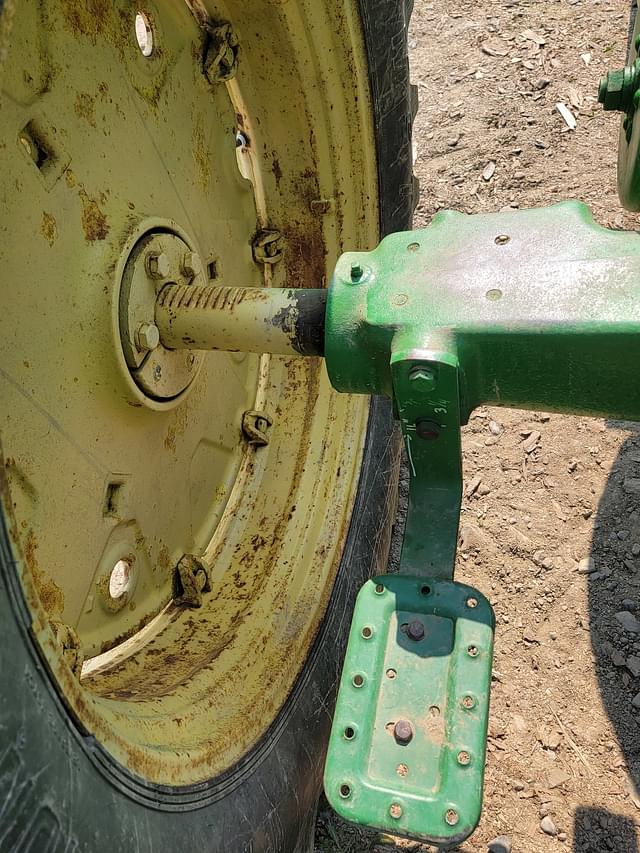 Thumbnail image John Deere 620 9