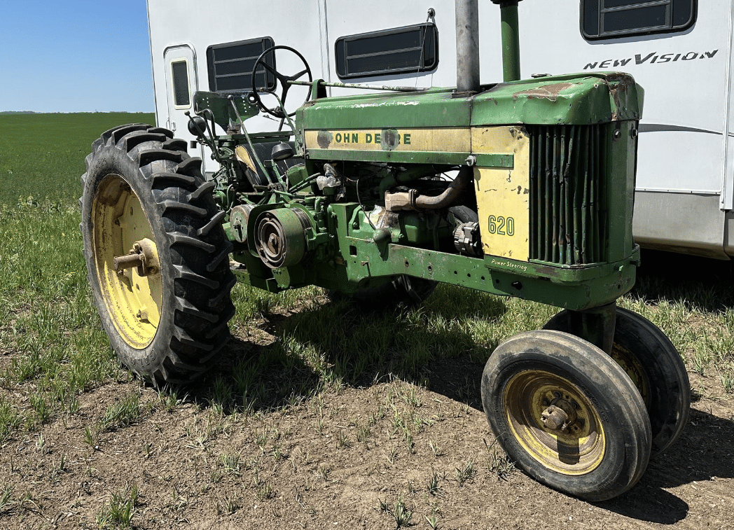 Main image John Deere 620