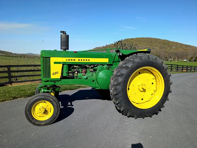 Image of John Deere 620 equipment image 2