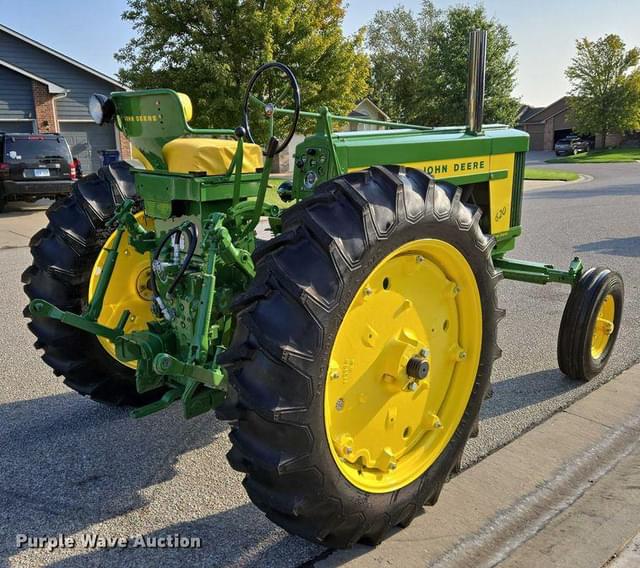 Image of John Deere 620 equipment image 1