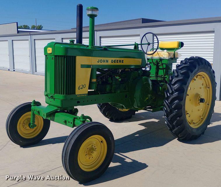 Image of John Deere 620 Primary image