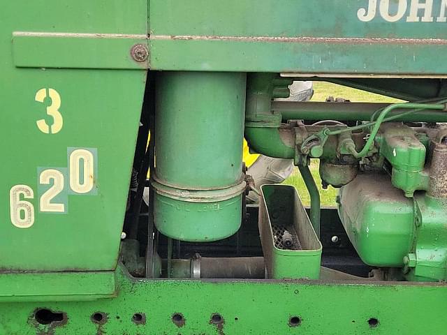 Image of John Deere 620 equipment image 1