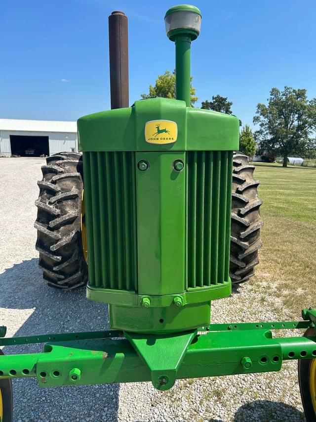 Image of John Deere 720 equipment image 2