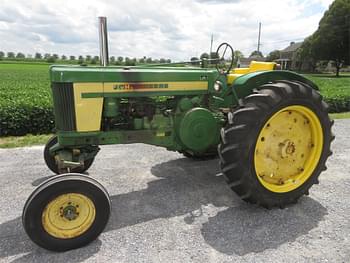 1957 John Deere 720 Equipment Image0