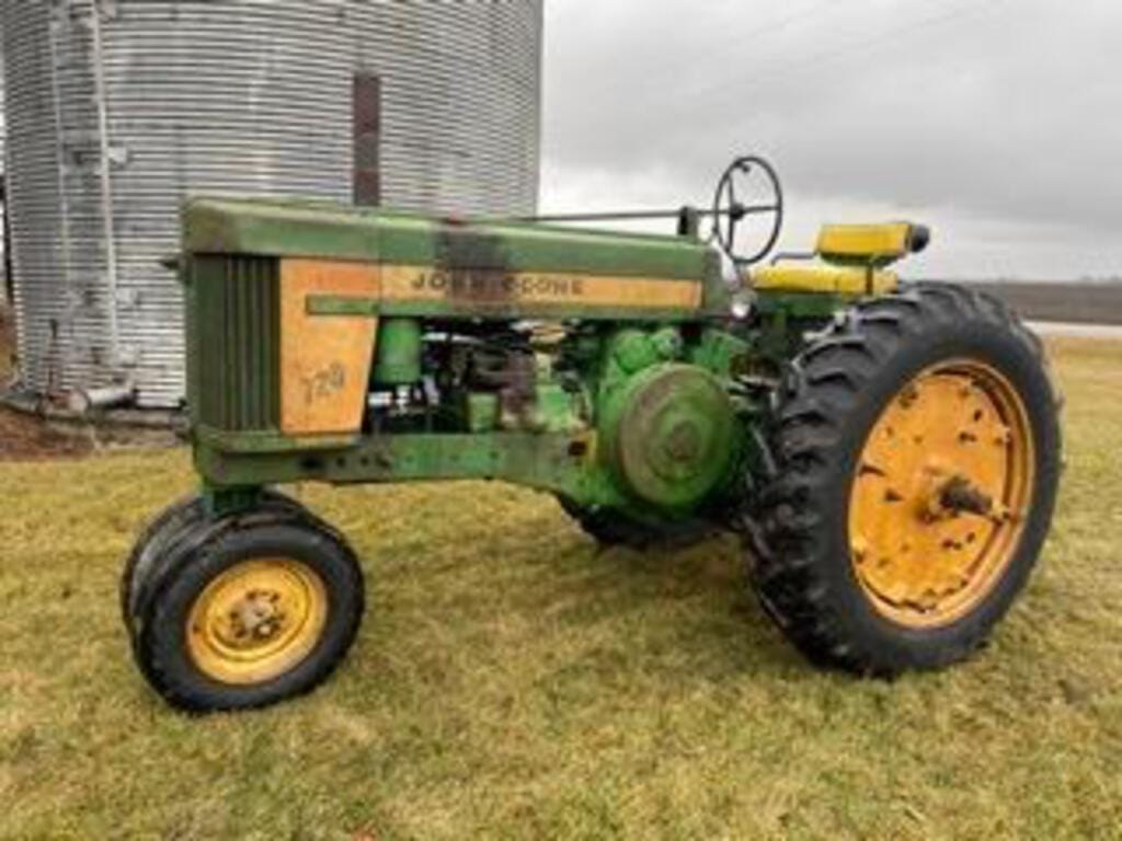 Main image John Deere 720