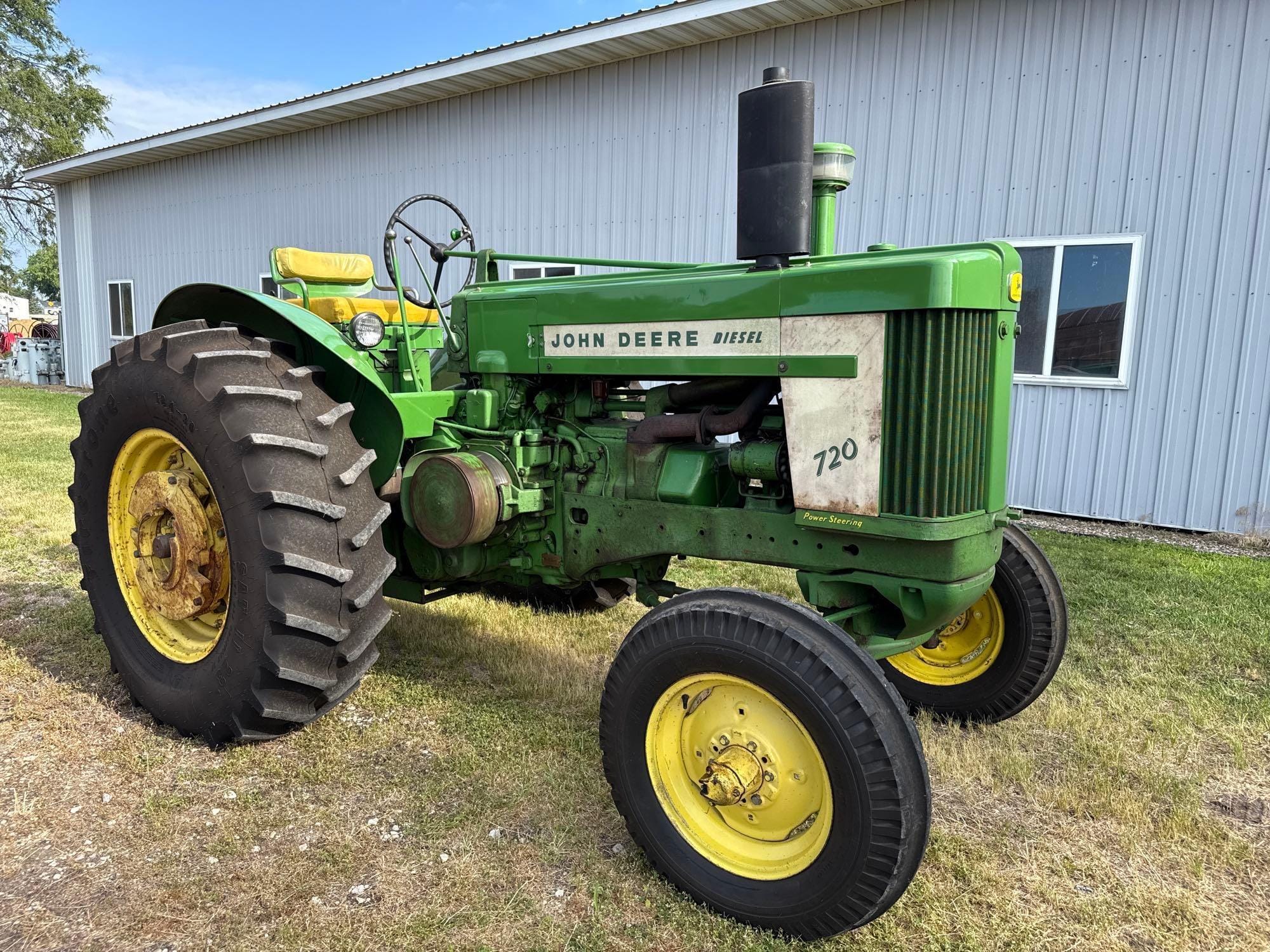 1957 John Deere 720 Equipment Image0