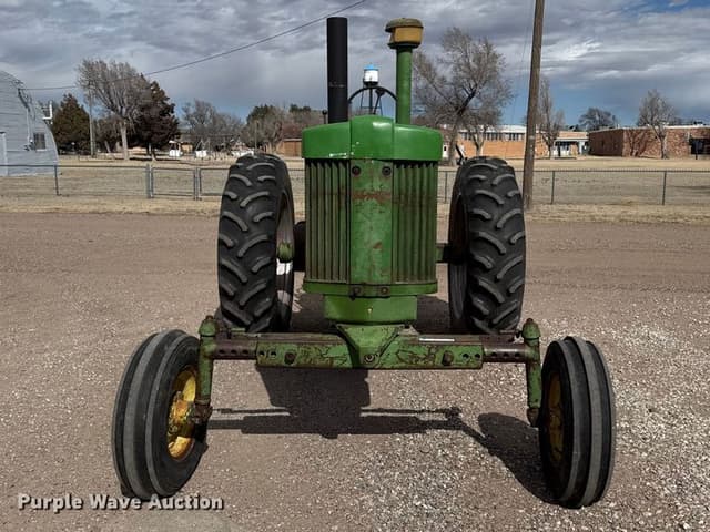 Image of John Deere 720 equipment image 1