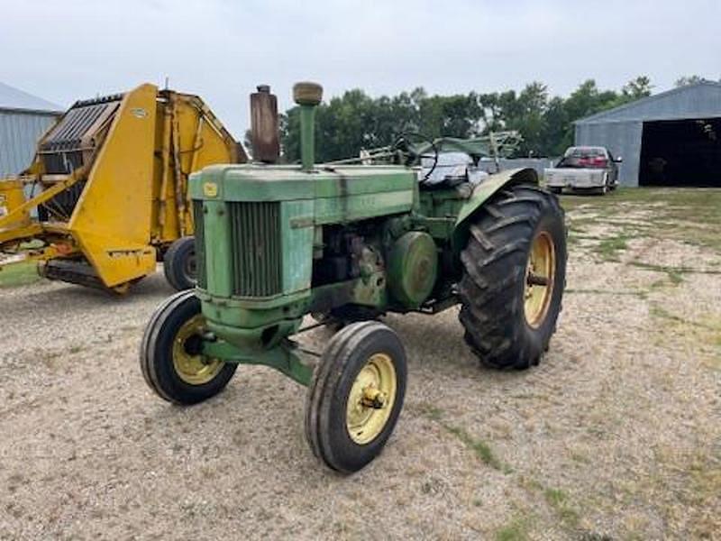 Image of John Deere 720 Primary image