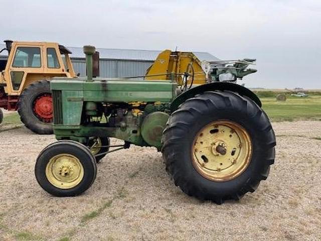 Image of John Deere 720 equipment image 1