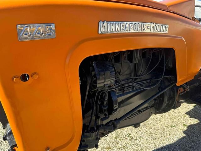 Image of Minneapolis-Moline 445 equipment image 3