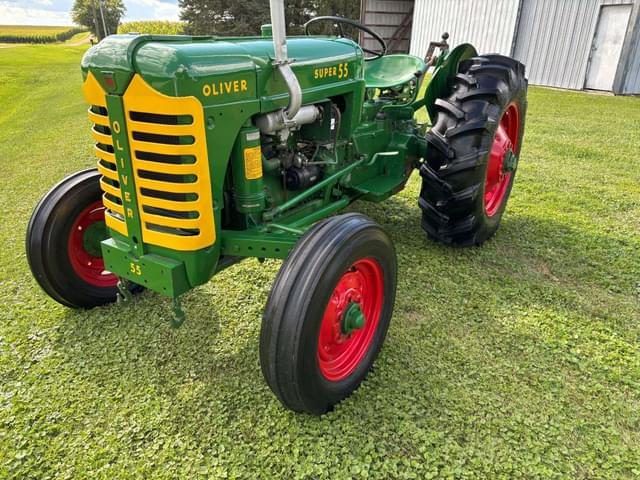 Image of Oliver Super 55 equipment image 2