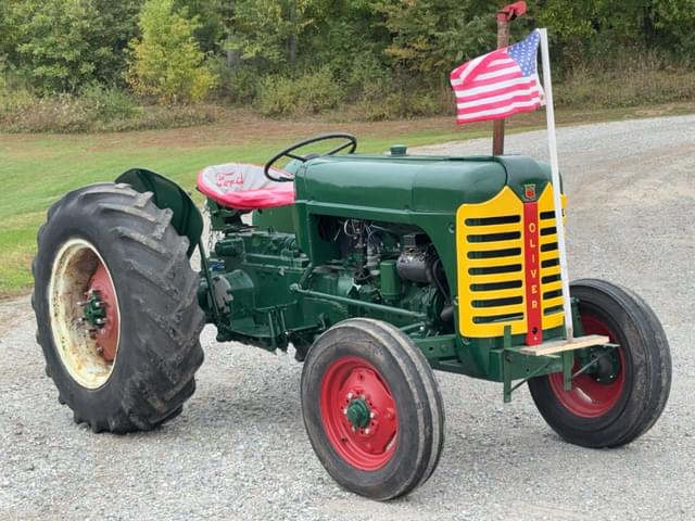 Image of Oliver Super 55 equipment image 2