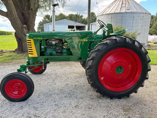 Image of Oliver Super 66 equipment image 1