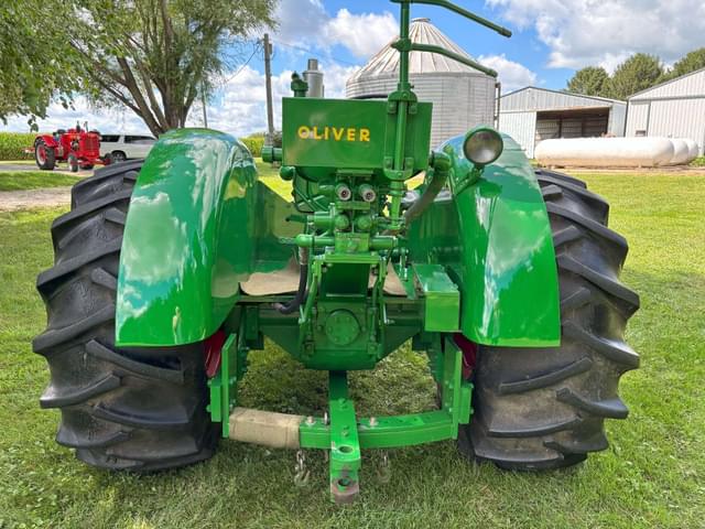 Image of Oliver Super 99 equipment image 3