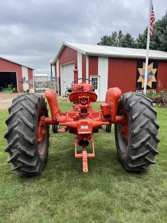 Image of Allis Chalmers D17 equipment image 4