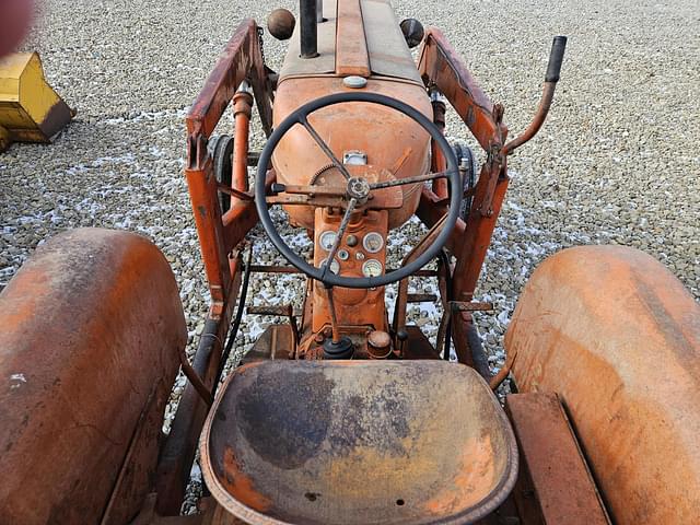 Image of Allis Chalmers D17 equipment image 4