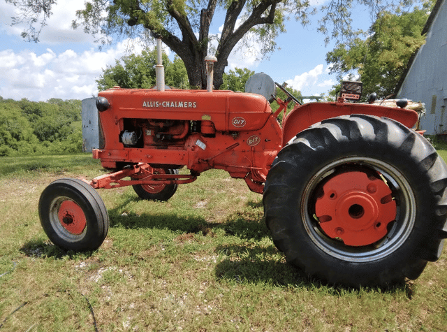 Image of Allis Chalmers D17 equipment image 4