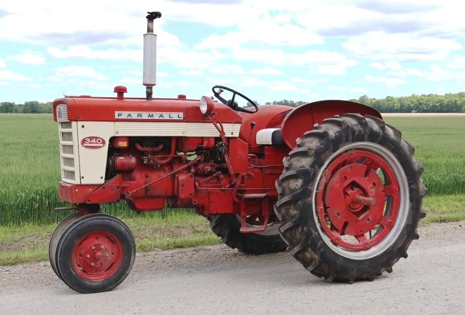 Image of Farmall 340 Primary image