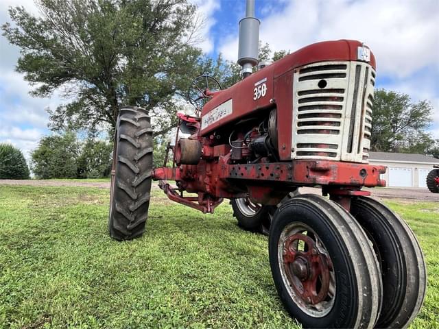 Image of Farmall 350 equipment image 3