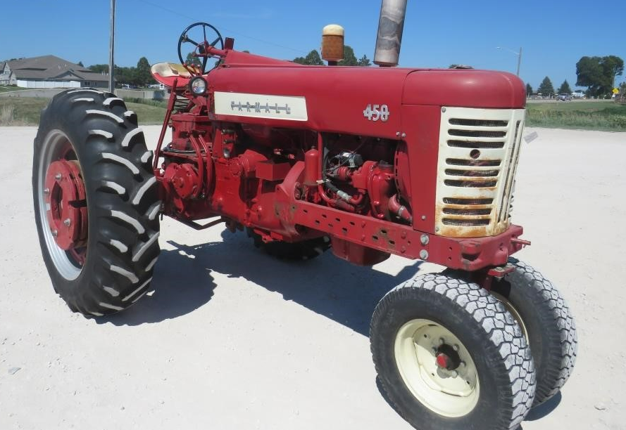 SOLD - 1958 Farmall 450 Tractors 40 to 99 HP | Tractor Zoom