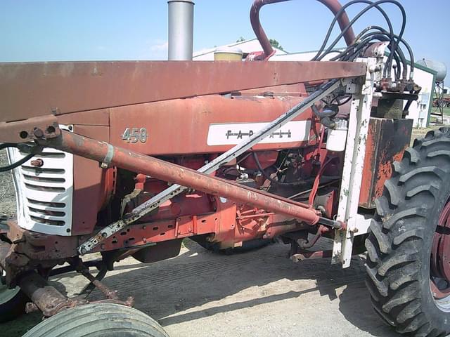 Image of Farmall 450 equipment image 1