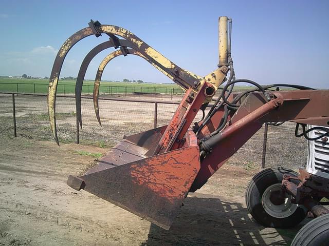 Image of Farmall 450 equipment image 4