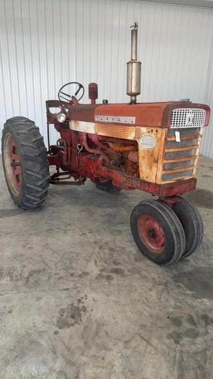 1958 Farmall 460 Equipment Image0