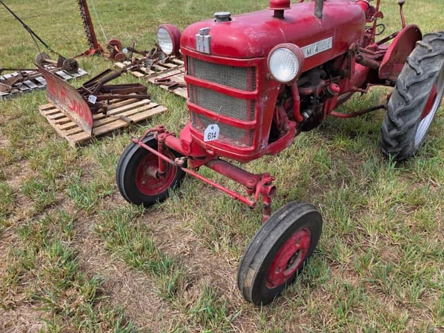 Image of Farmall Cub equipment image 1