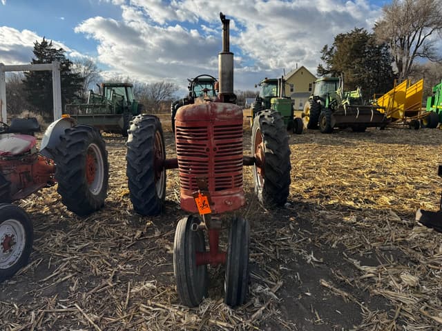Image of Farmall Super M equipment image 2