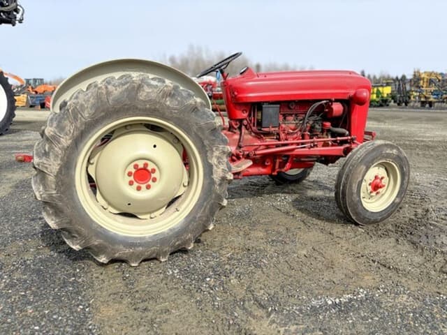 Image of Ford 641 equipment image 3