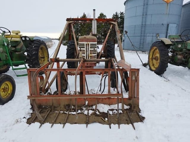 Image of International Harvester 450 equipment image 1