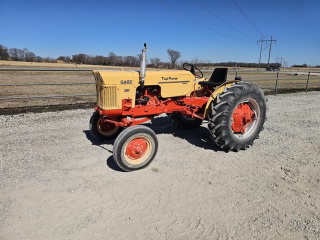 Image of J.I. Case 311-B equipment image 1