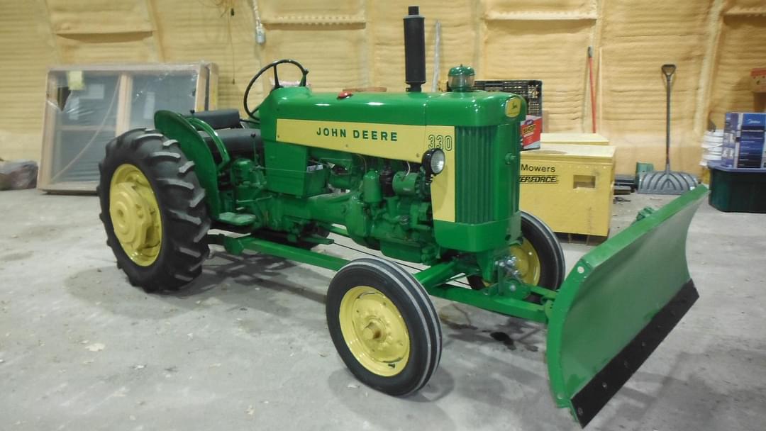 Image of John Deere 330 Primary image