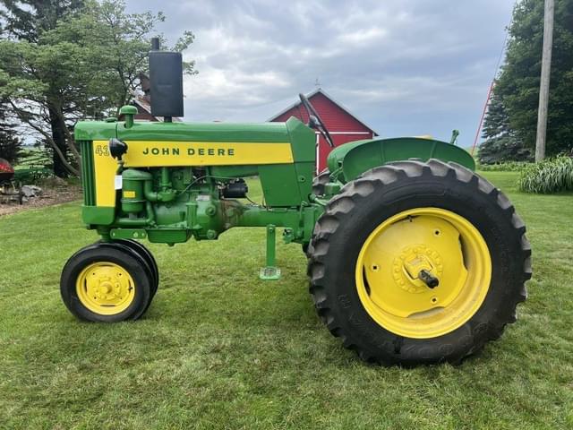 Image of John Deere 430 equipment image 1