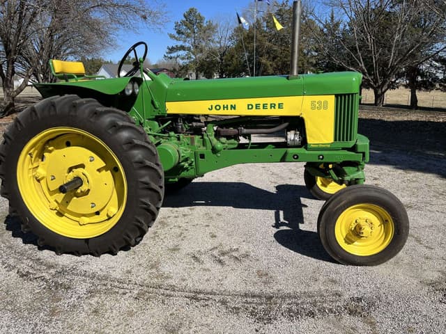Image of John Deere 530 equipment image 1