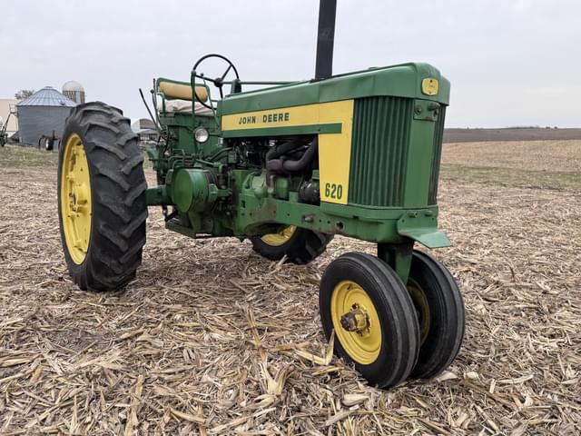 Image of John Deere 620 equipment image 1