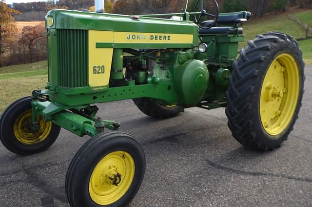 Image of John Deere 620 equipment image 4