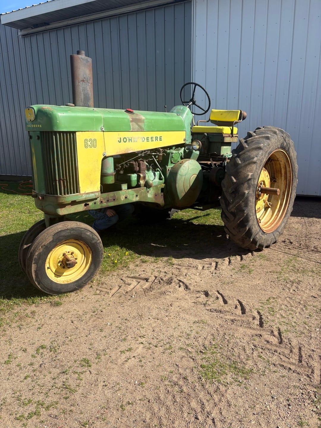 1958 John Deere 630 Equipment Image0