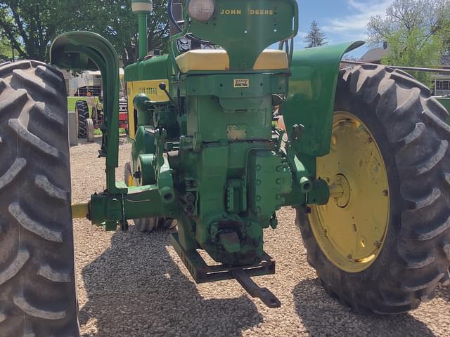 Image of John Deere 630 equipment image 2