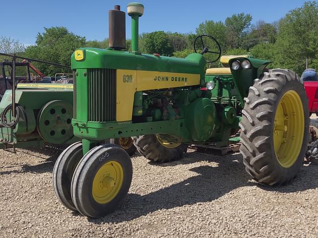 Image of John Deere 630 equipment image 1