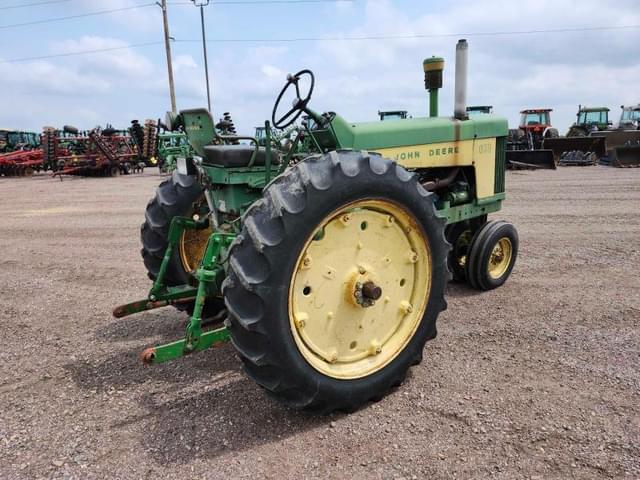 Image of John Deere 630 equipment image 3