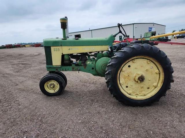 Image of John Deere 630 equipment image 4