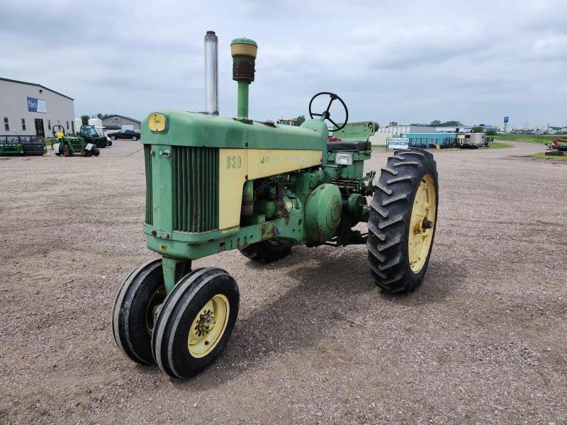Image of John Deere 630 Primary image