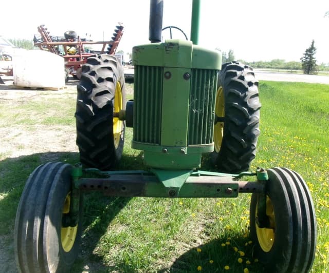 Image of John Deere 720 equipment image 1