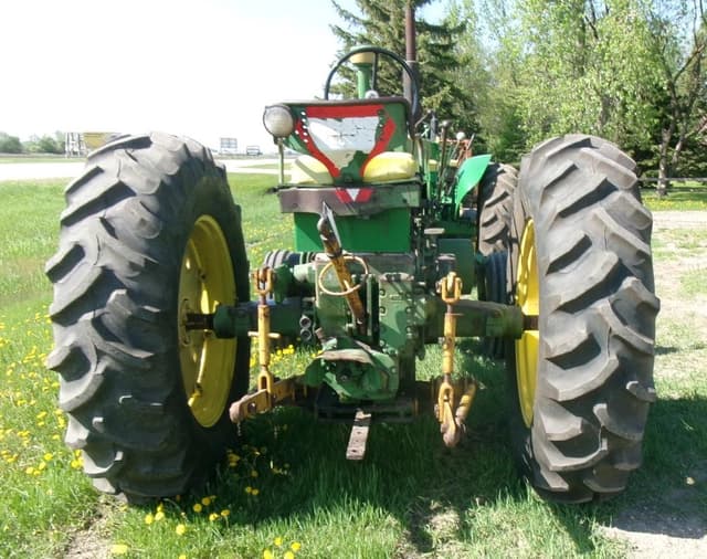 Image of John Deere 720 equipment image 2