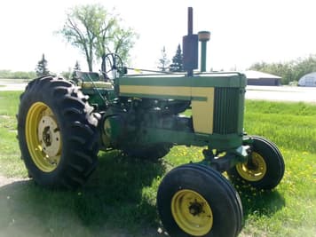 Main image John Deere 720