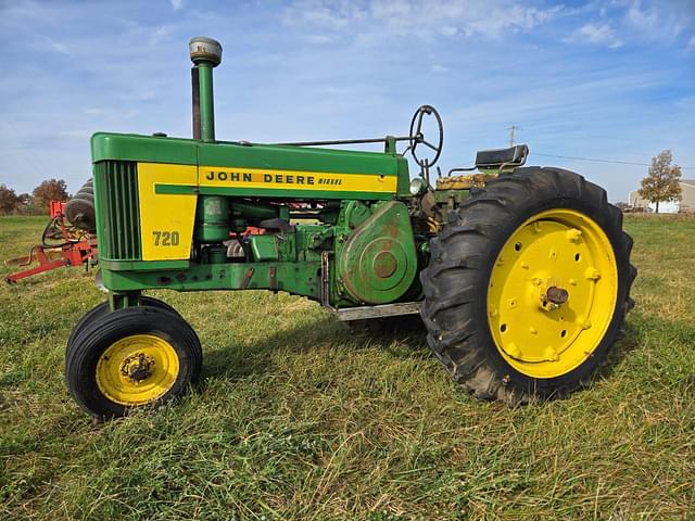 Image of John Deere 720 equipment image 1