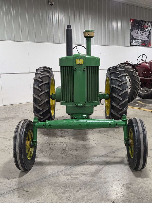 Image of John Deere 720 equipment image 1