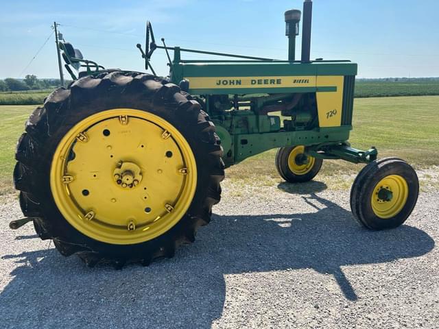Image of John Deere 720 equipment image 1